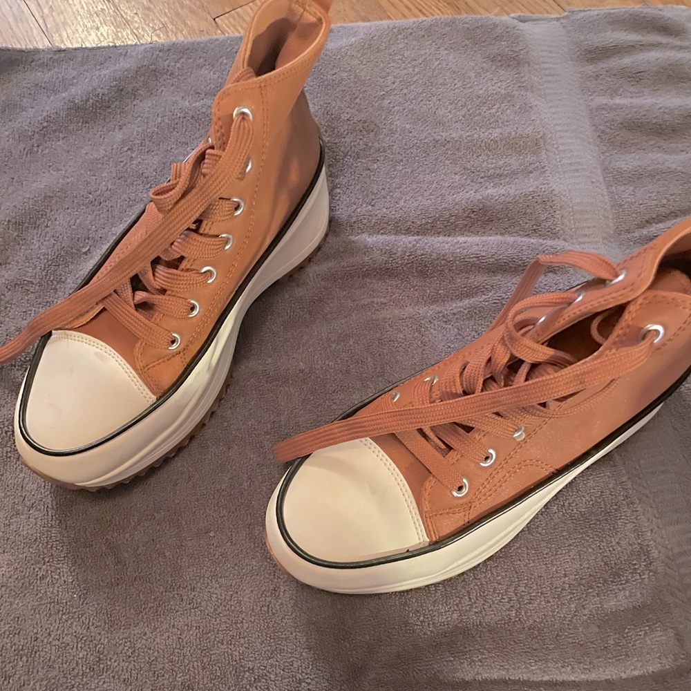 Sneaker 7.5